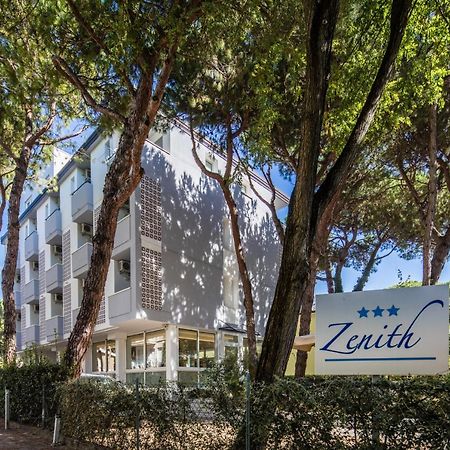 Hotel Meublè Zenith Lignano Sabbiadoro Buitenkant foto